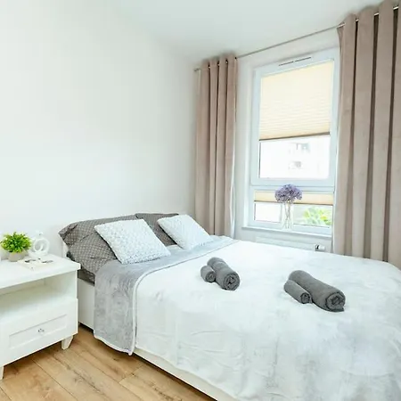 Przytulny Apartament Niedaleko Lotniska W Modlinie Nowy Dwor Mazowiecki Exterior photo