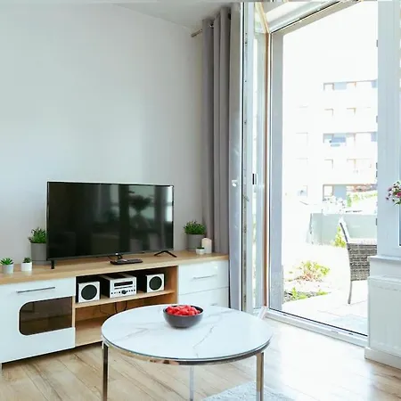 Przytulny Apartament Niedaleko Lotniska W Modlinie Nowy Dwor Mazowiecki Exterior photo
